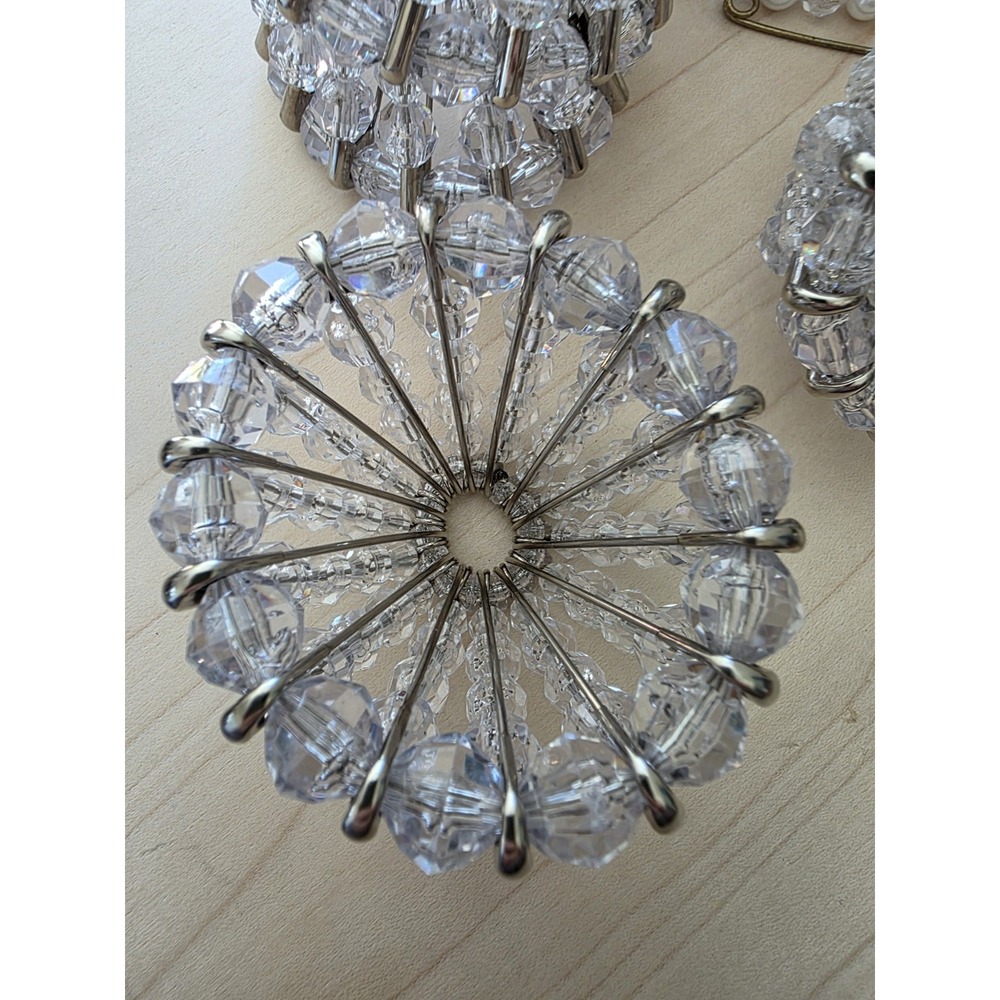 Vtg Beaded Safety Pin Christmas Ornaments Clear Crystal Look Lot of 7 Folk Art - Picture 9 of 12